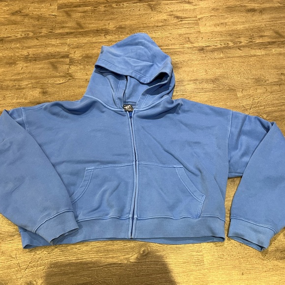 Aritzia Sweaters Aritzia Tna Terry Fleece Boyfriend Cropped Zip Up